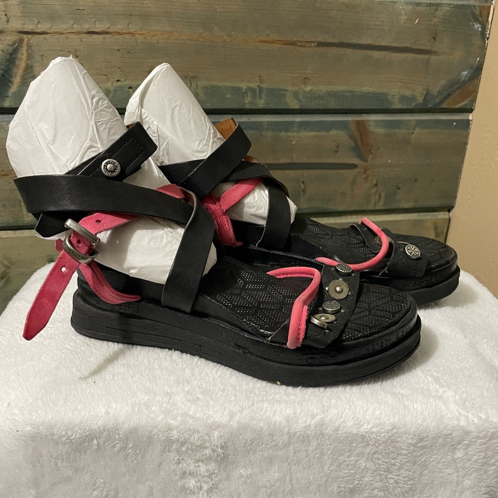 A.S.98 Labo Black and Pink Sandals